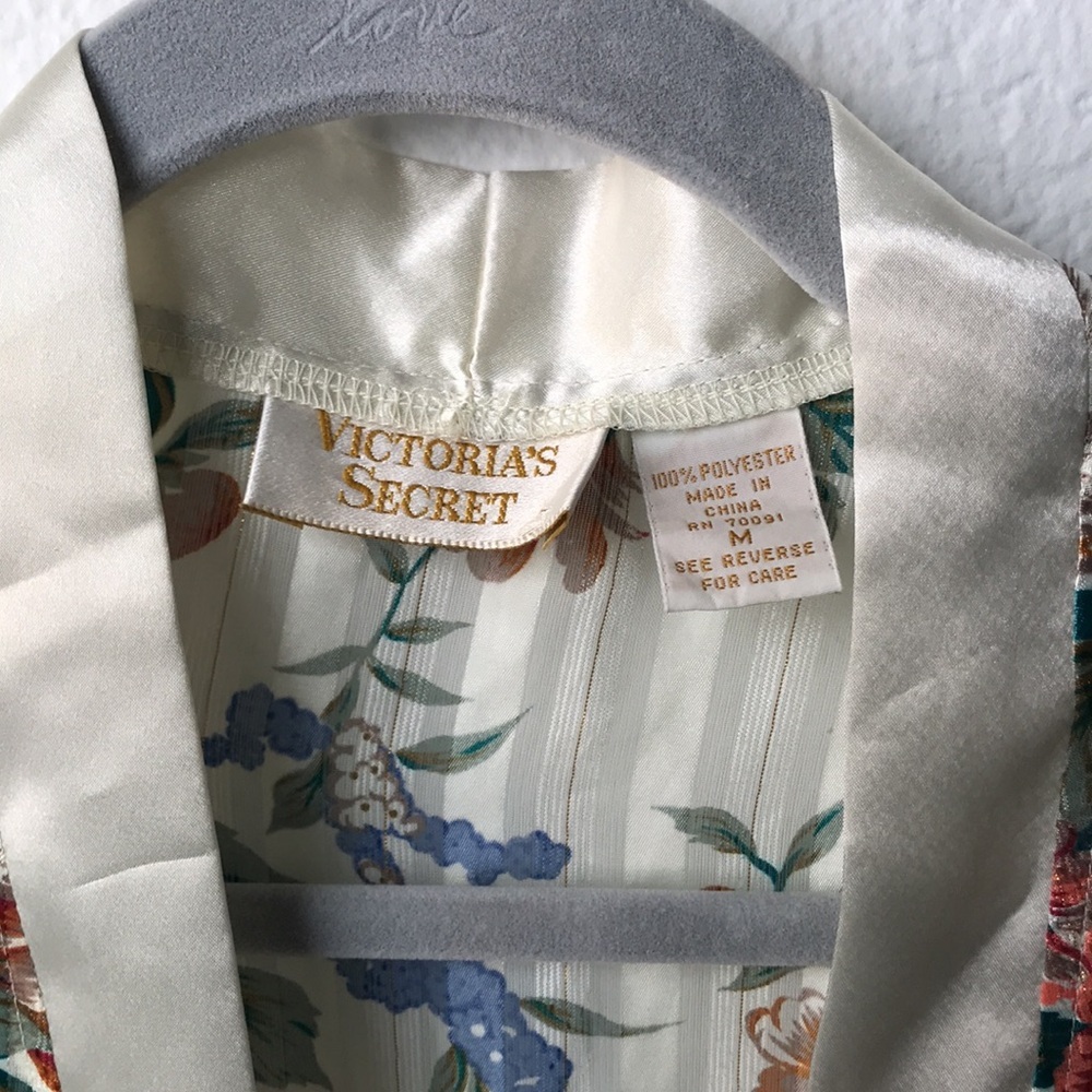 Vintage Gold Label Victoria Secret Pajama Top - Picture 4 of 5